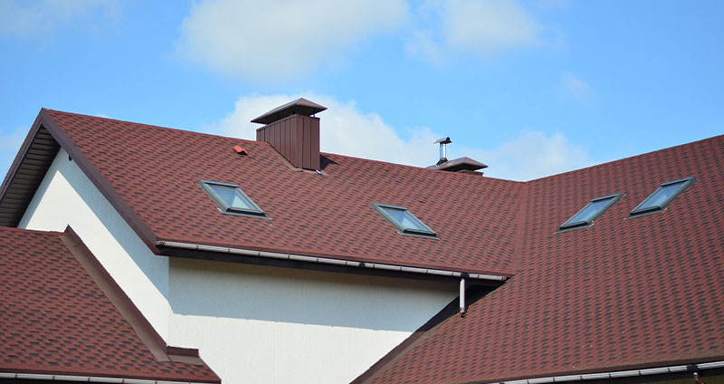 Cserép, zsindely vagy fém tető – A nagy tetőfedés útmutató